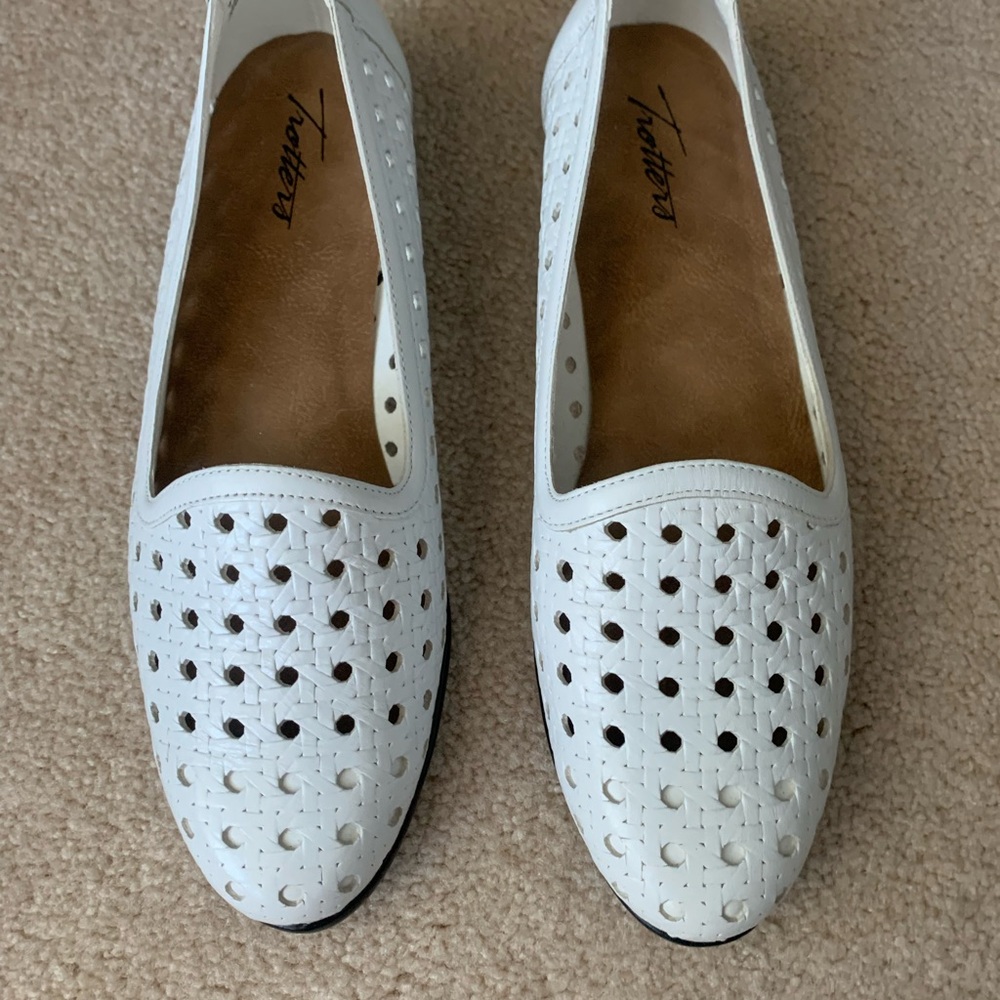 Ladies shoes